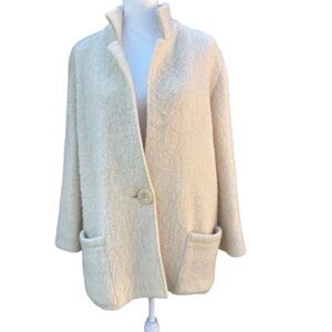 Vintage Hilda Ltd 100% wool coat Made In Iceland Size L